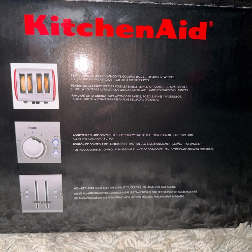 KitchenAid Empire Red 4-Slice Toaster. Extra Wide Slots. New With Box. - Picture 9 of 9